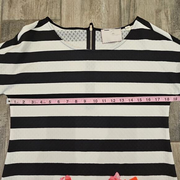 Anthropologie Postmark Linnea Tunic Top Women’s XS Stripe Floral Feminine Chic - Picture 4 of 11